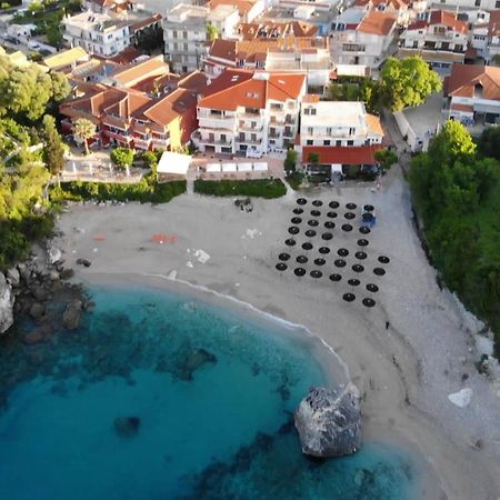 hotel Angela Parga Buitenkant foto